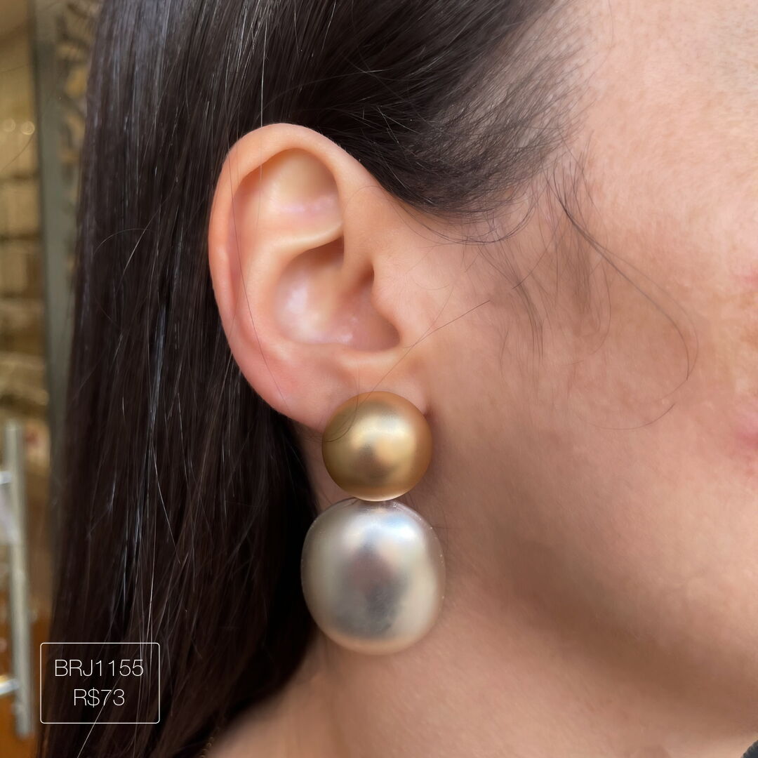 Brinco Acetinado Meia Esfera Dourada + Ovalado Prateado